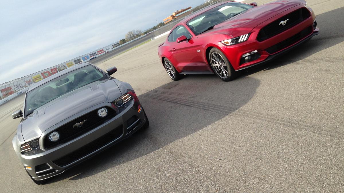 Ford mustang vs #2