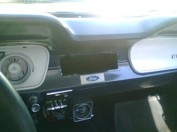 Aftermarket Stereos?-radio-before.jpg