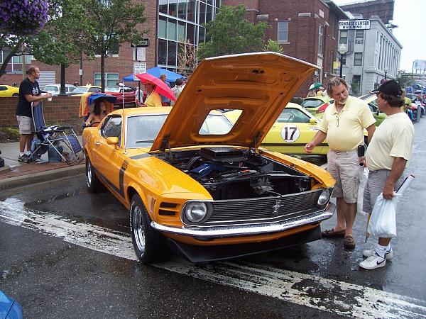 Original Boss at Mustang Alley-2010-mustang-alley-095.jpg