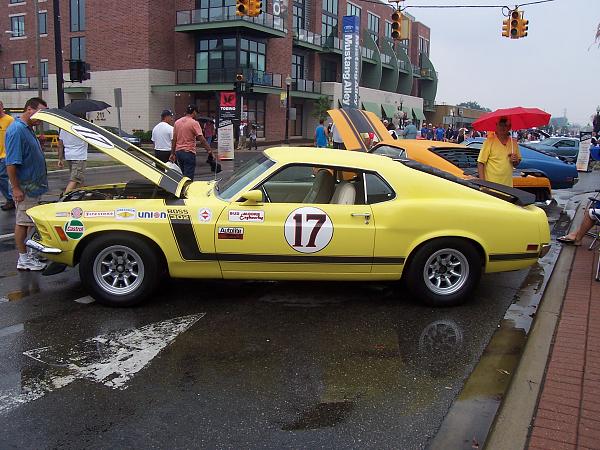 Original Boss at Mustang Alley-2010-mustang-alley-098.jpg