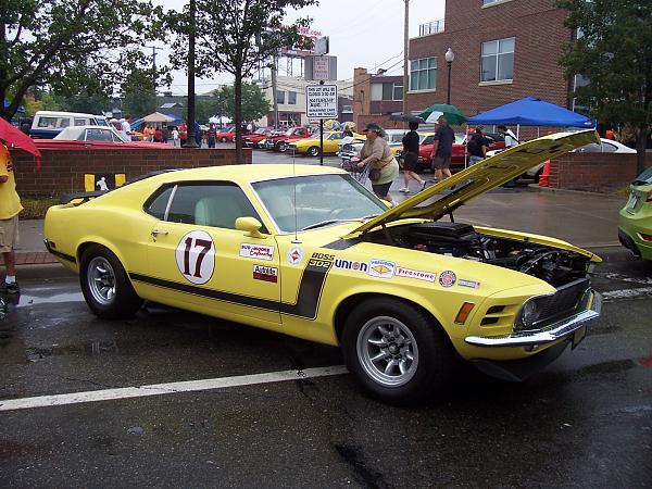 Original Boss at Mustang Alley-2010-mustang-alley-096.jpg