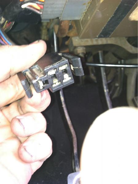 1989 Dash Harness Plugs-image-1554594524.jpg