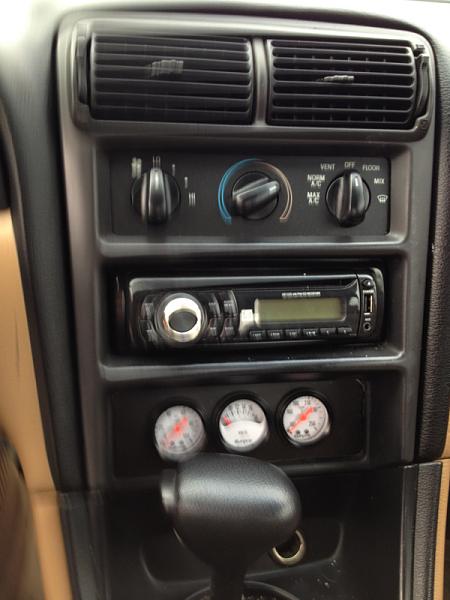How to take an aftermarket stereo out of a 98-image-3436416672.jpg