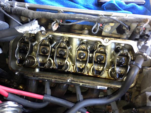 Valve cover painting and blasting upper intake-image-797937467.jpg
