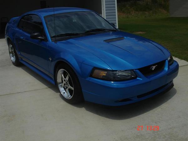 Friend just joined the fold! 00 V6!-dsc01104-custom-.jpg