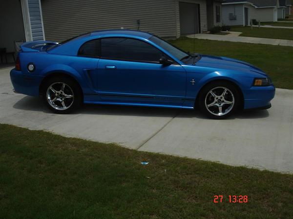 Friend just joined the fold! 00 V6!-dsc01103-custom-.jpg