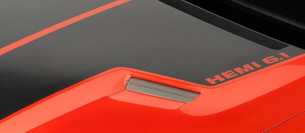 To Carbon fiber or not to Carbon Fiber, That is the question-hood.jpg