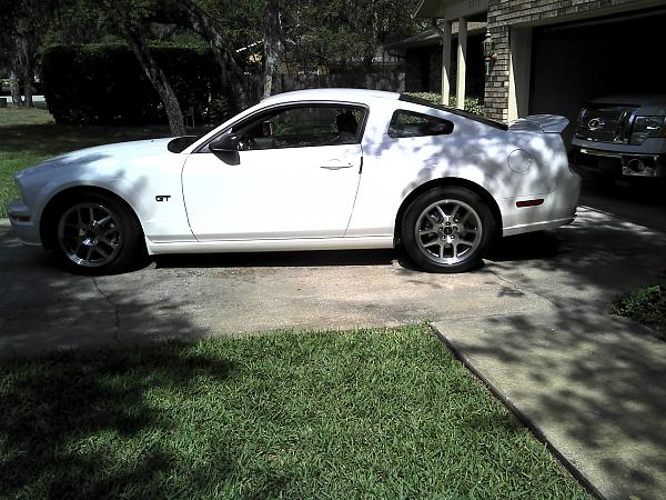 2005-2009 Ford Mustang S-197 Gen 1 Photo Gallery Lets see your latest pics!!!-2012-04-28_10-33-04_746.jpg