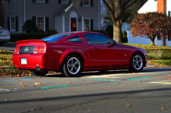 2005-2009 Ford Mustang S-197 Gen 1 Photo Gallery Lets see your latest pics!!!-rear-angle.jpg