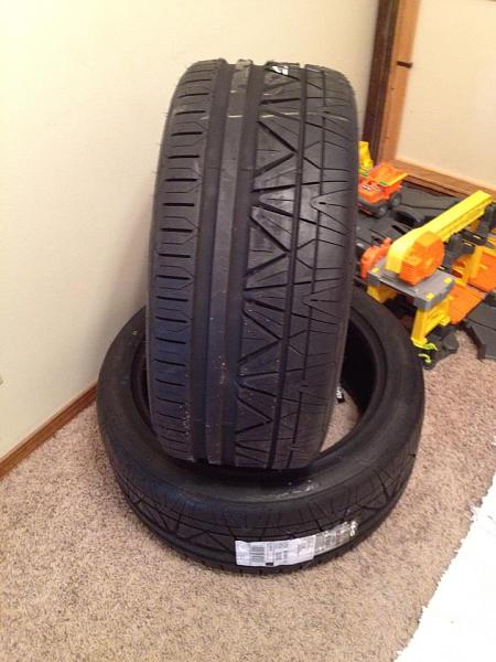 Cooper vs Nitto Tires-nitto_invo.jpg