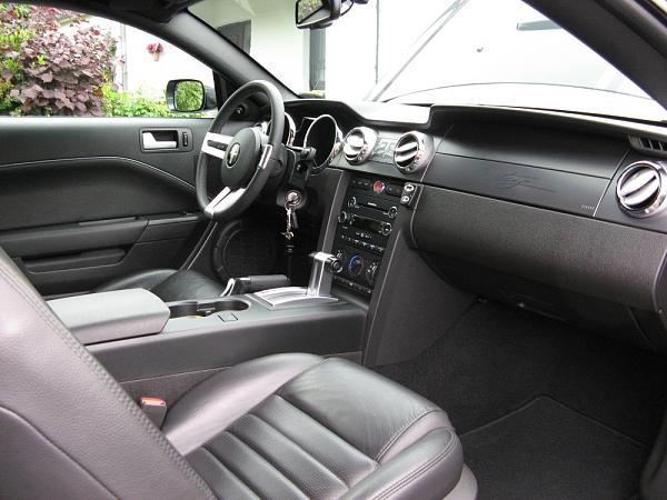 2005-2009 Ford Mustang S-197 Gen 1 Photo Gallery Lets see your latest pics!!!-img_0004.jpg