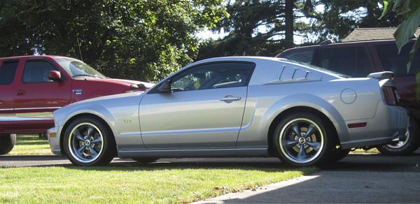 2005-2009 Ford Mustang S-197 Gen 1 Photo Gallery Lets see your latest pics!!!-image-3051521500.jpg