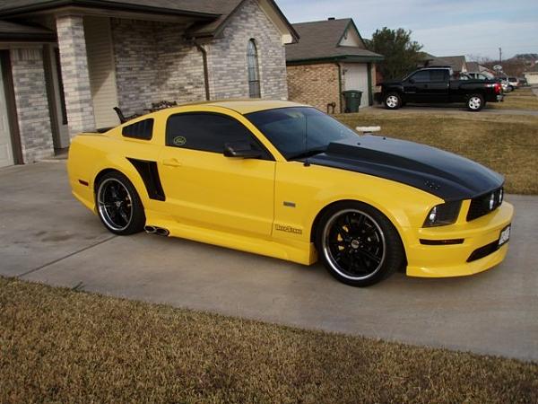 Any GT owners black out their rocker panels?-image-865697236.jpg