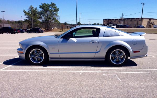 2005-2009 Ford Mustang S-197 Gen 1 Photo Gallery Lets see your latest pics!!!-image-1527669181.jpg