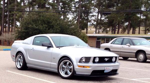 2005-2009 Ford Mustang S-197 Gen 1 Photo Gallery Lets see your latest pics!!!-image-3975907954.jpg