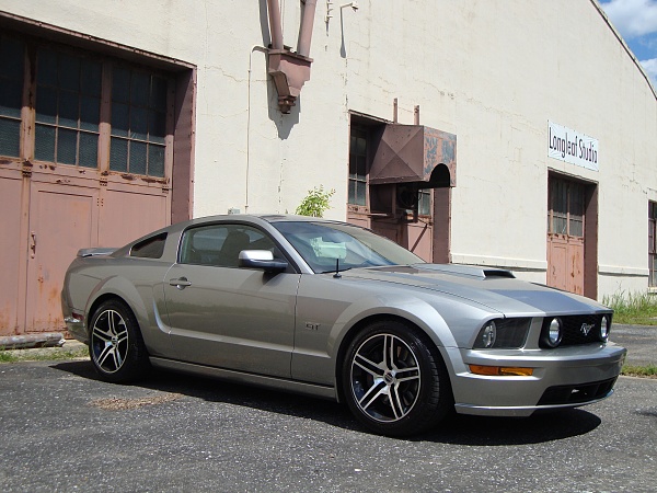 2005-2009 Ford Mustang S-197 Gen 1 Photo Gallery Lets see your latest pics!!!-dsc00666.jpg