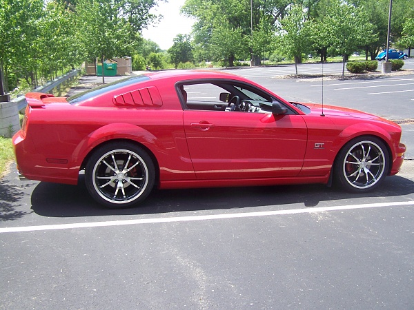 2005-2009 Ford Mustang S-197 Gen 1 Photo Gallery Lets see your latest pics!!!-000_0581.jpg