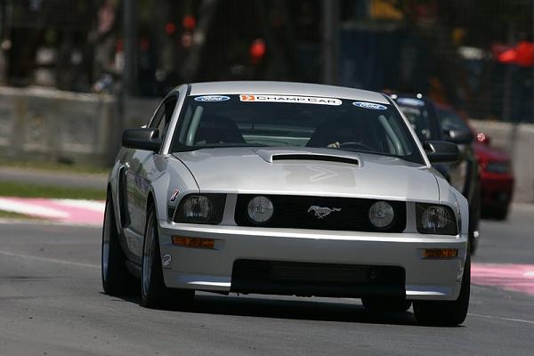 Great Pic of Champ Car Stangs-20060519p_0039.jpg
