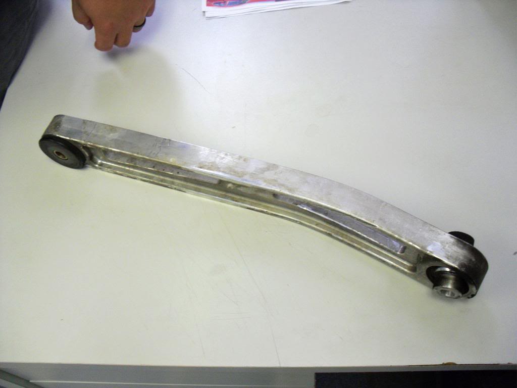 Name:  BilletLoweraftercaraccident_zpsebc0fce1.jpg
Views: 205
Size:  44.6 KB
