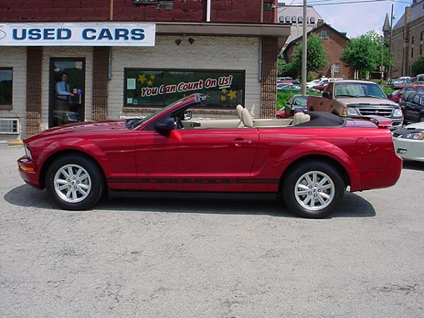 Convertible Interior/Top Color-234709-20-7-.jpg