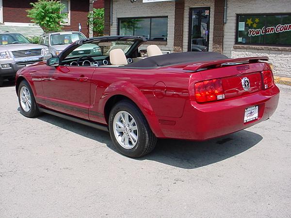 Convertible Interior/Top Color-234709-20-6-.jpg