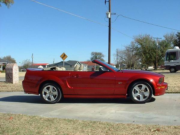 Convertible Interior/Top Color-dscf0114.jpg