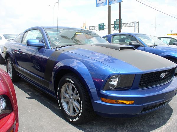 69 and 70 Style S-197s GEN 1 PHOTO GALLERY-p1010450.jpg