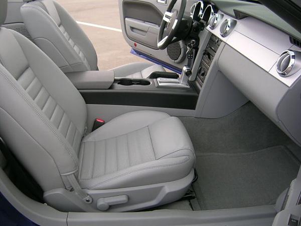 Light graphite interior pics???-int-sonicblue-black-ltgraphite-3.jpg