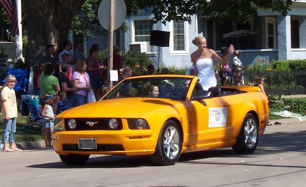 1st Parade &amp; Car Show with Miss Iowa-100_0535.jpg