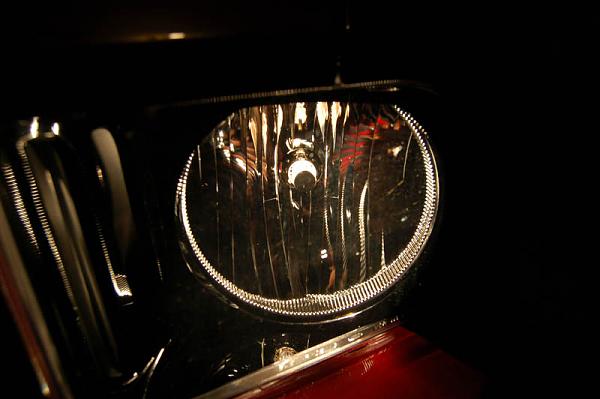 Changes that have shown up on the '07-headlight.jpg