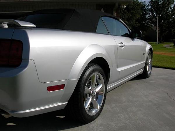 Ordered my 2007 GT Premium Convertible Today!!!-mustang-photos-032-small-.jpg