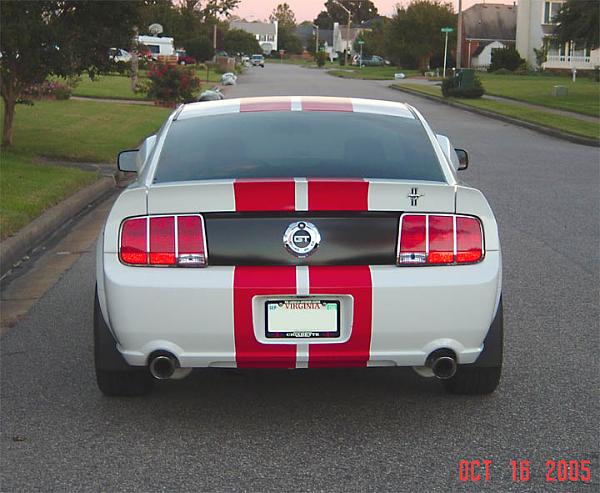 Help Please- need pix of Perf. White &amp; 18's--rear2.jpg