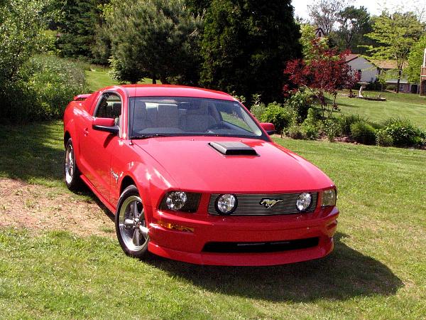 Any pics of Torch Red GT hardtop?-img_2060a.jpg