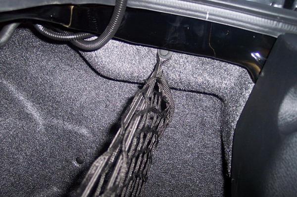 Cargo Net for 05-up Mustangs-100_1785a.jpg