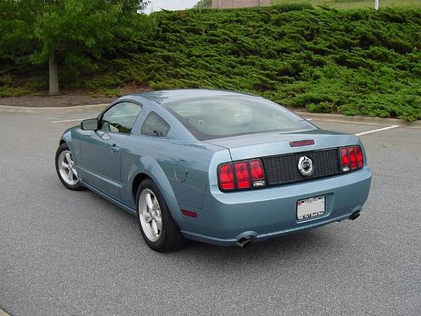 Post your spoiler delete mustangs!!!  :D-lp4.jpg