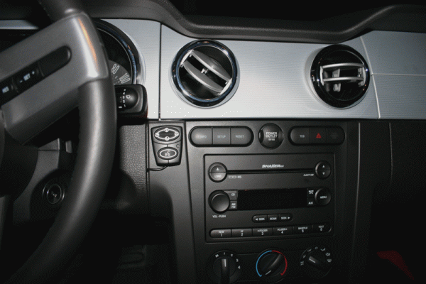 Bluetooth Handsfree-dash-06.gif