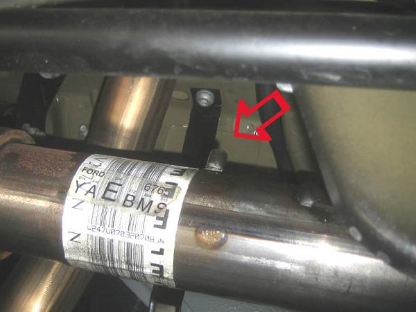 Oil spot under rear axle-axle.jpg