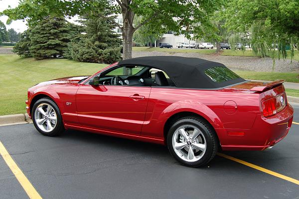 Is the convertible top in cloth worth an extra 55-vert.jpg