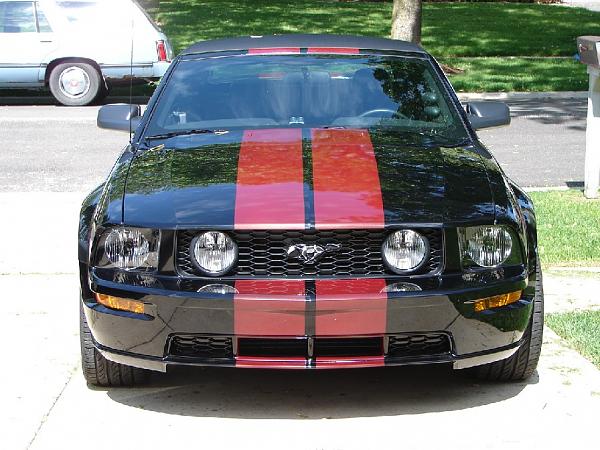 Need opinions about changing stripe color on 07 GT/CS-waxed0001.jpg