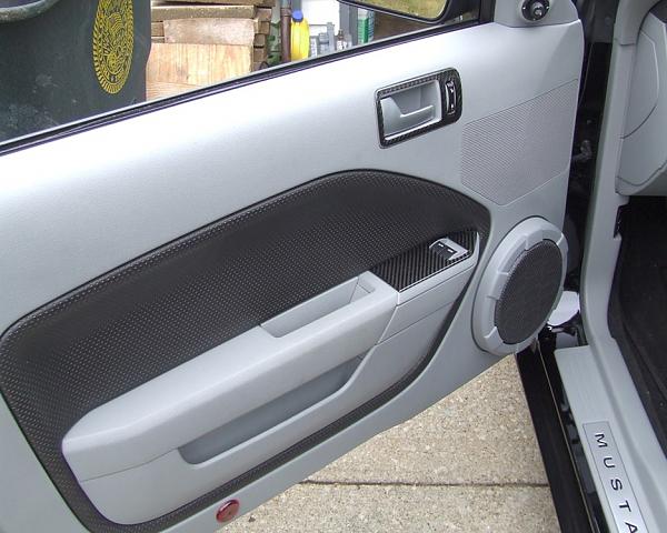 Charcoal Aluminum finish Instrument panel in the Interior Upgrade Package-dscf0609.jpg