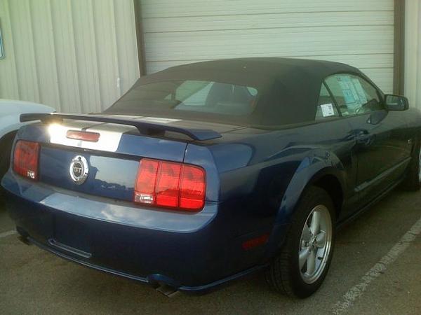 Our 2008 Mustang arrived today!-mustang2.jpg