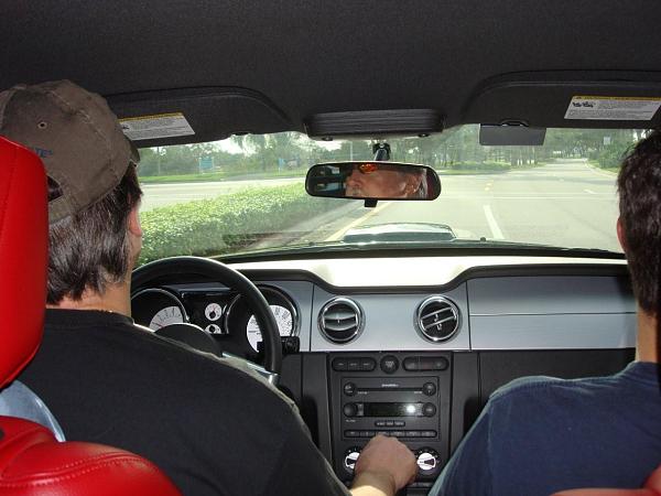 pics of my new GT black with crimson interior..-dsc04605.jpg