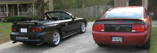 Post Your V6 Mustangs-two.jpg
