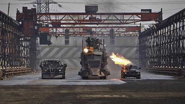 MUSTANG IN 'DEATH RACE'-hr_death_race_4.jpg