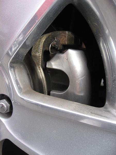 Sanded + Cleared Brake Calipers - But I have a problem....-img_2131small.jpg