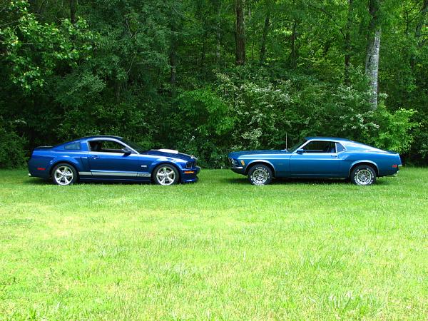 Where are all the old Mustangs?-img_4499.jpg