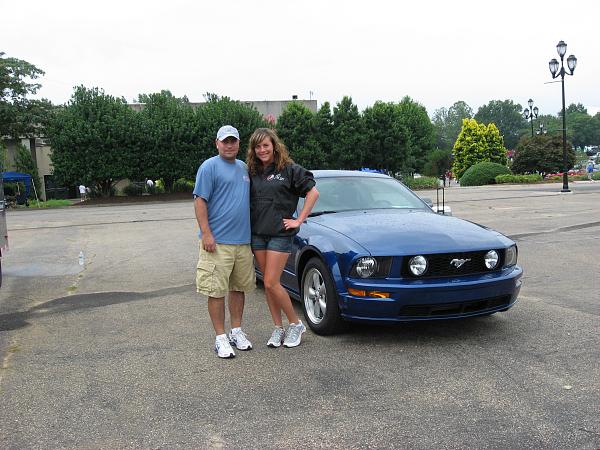 Post a picture of you and your Mustang!-009.jpg