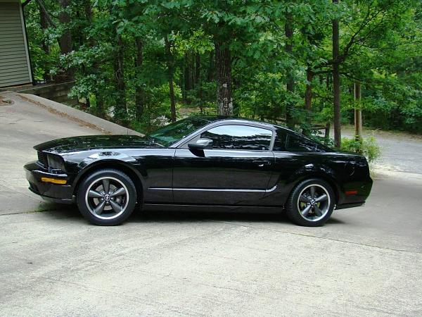 Which is the best version of the 05-09 Mustang?-0755blka.jpg