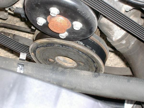 07 4.0 V6 squeal-crank-pulley.jpg