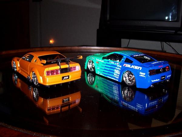 '05 Falken 1/24 and '05 GTR 1/24 from Jada.-100_0132.jpg